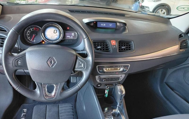 imagem-https://www.socarrao.com.br/sc-vehicle-images-prod/3646531/1788544867326-8396220_12_B_3b8ead8689.jpeg