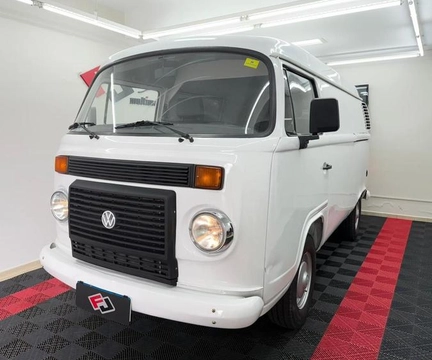 Volkswagen Kombi 2008 Branco — foto 1 de 3