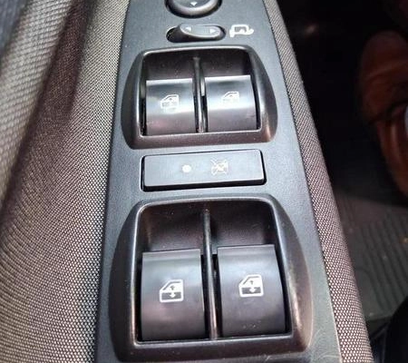 imagem-https://www.socarrao.com.br/sc-vehicle-images-prod/3646660/1788983312636-8056110_13_B_0de822dc5a.jpeg