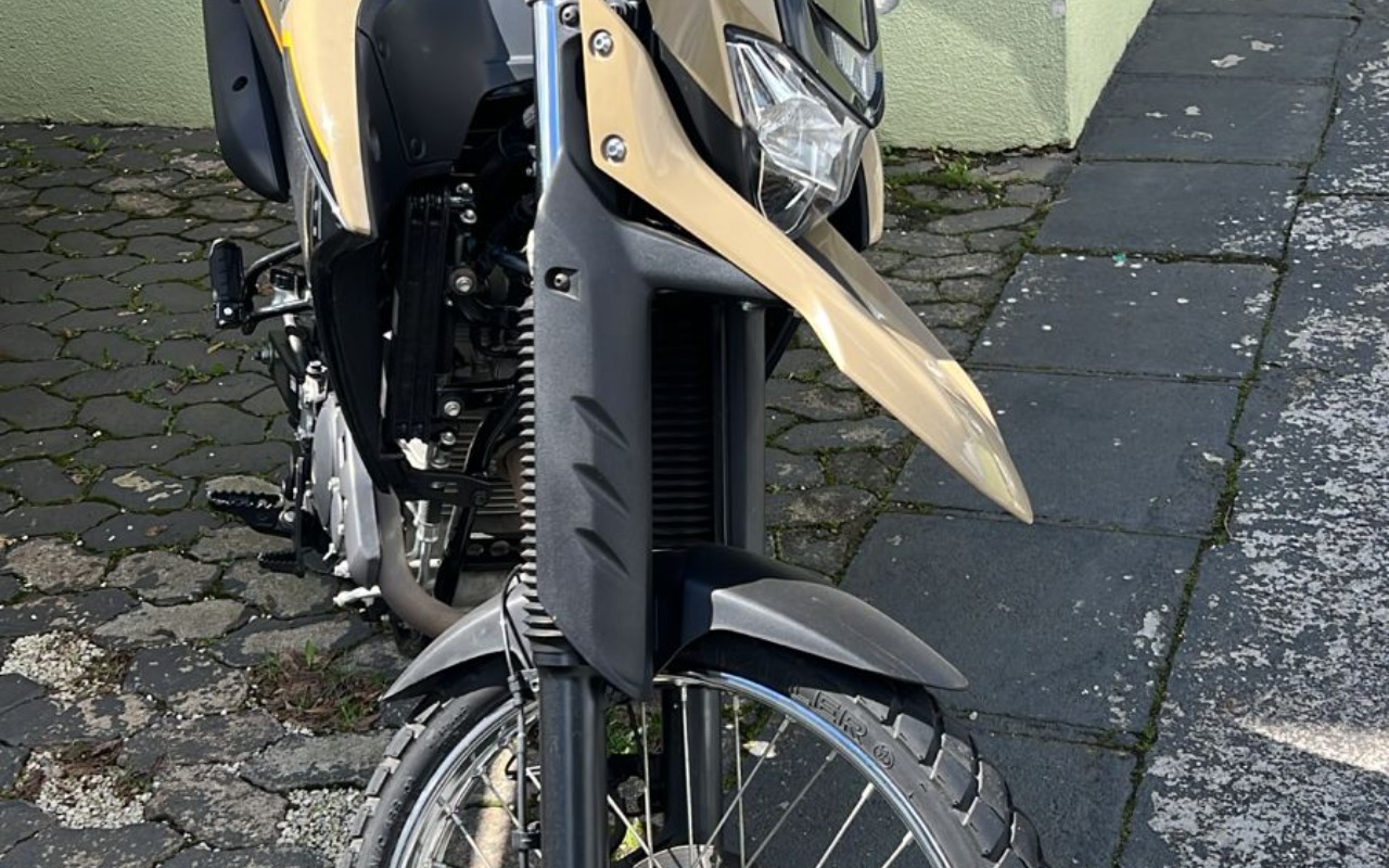 imagem-https://www.socarrao.com.br/sc-vehicle-images-prod/3646671/1788545724730-V2hhdHNBcHAgSW1hZ2UgMjAyNi0wOS0wMSBhdCAxMy40Ny4wMy5qcGVn.jpeg