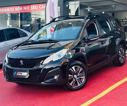 Peugeot 2008 2022 Preto — foto 1 de 3