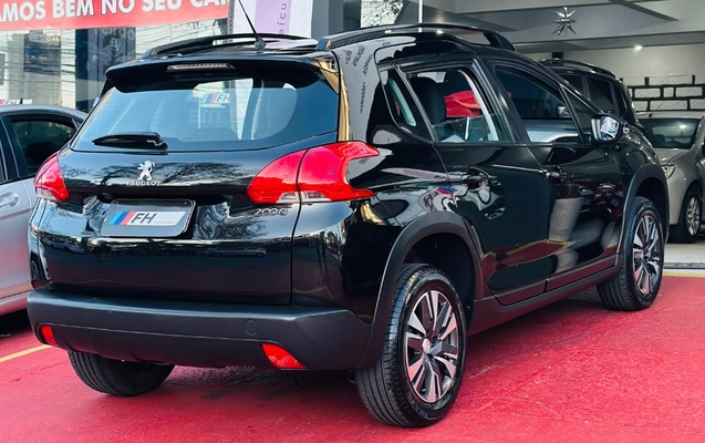 imagem-https://www.socarrao.com.br/sc-vehicle-images-prod/3646787/1789733125830-gb-536ee7c.jpeg