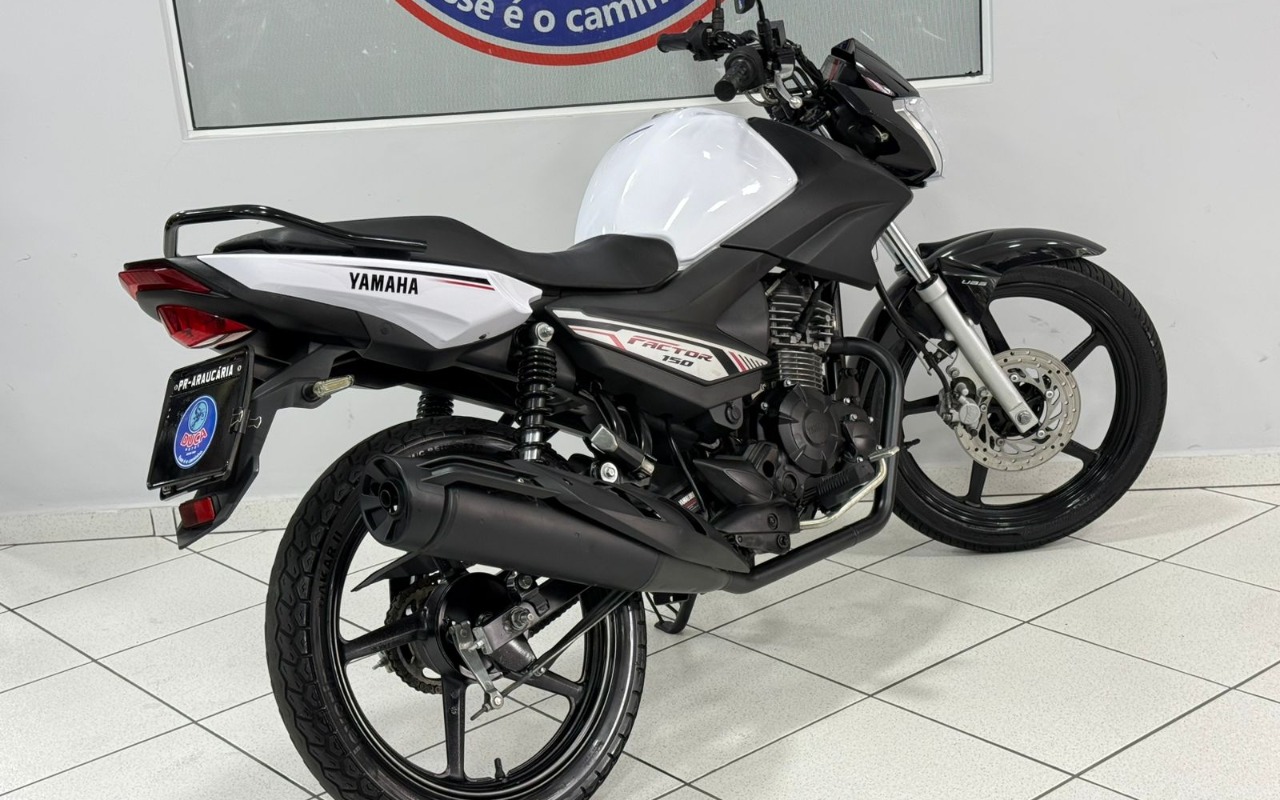imagem-https://www.socarrao.com.br/sc-vehicle-images-prod/3646811/1788545994013-V2hhdHNBcHAgSW1hZ2UgMjAyNi0wOS0wNCBhdCAxMi4yNy4wMSAoMSkuanBlZw.jpeg