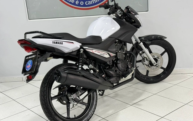 imagem-https://www.socarrao.com.br/sc-vehicle-images-prod/3646811/1788545994013-V2hhdHNBcHAgSW1hZ2UgMjAyNi0wOS0wNCBhdCAxMi4yNy4wMSAoMSkuanBlZw.jpeg