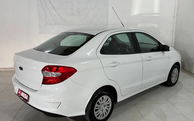imagem-https://www.socarrao.com.br/sc-vehicle-images-prod/3646922/1788803629467-43c3827b5c914645b7f2c25549bac92b_1788546540482.jpg