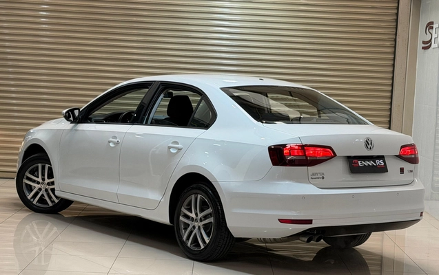 imagem-https://www.socarrao.com.br/sc-vehicle-images-prod/3646924/1788546637263-xCvsFrB14AyWarFvfeLSaHXOe9gmzvPz.jpg