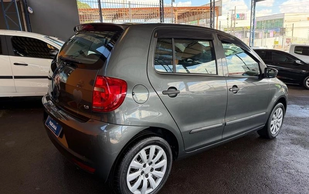 imagem-https://www.socarrao.com.br/sc-vehicle-images-prod/3646932/1788546695822-8331416_8_B_f6ce752edd.jpeg