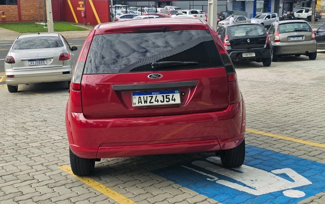 imagem-https://www.socarrao.com.br/sc-vehicle-images-prod/3647053/1788546981794-V2hhdHNBcHAgSW1hZ2UgMjAyNi0wOS0wMyBhdCAxMS41OC4xOCAoNCkuanBlZw.jpeg