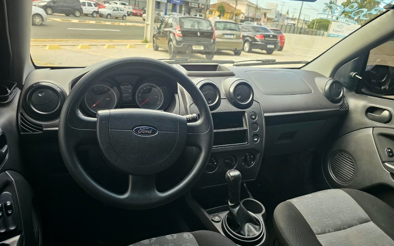 imagem-https://www.socarrao.com.br/sc-vehicle-images-prod/3647053/1788546981969-V2hhdHNBcHAgSW1hZ2UgMjAyNi0wOS0wMyBhdCAxMS41OC4xOSAoMikuanBlZw.jpeg