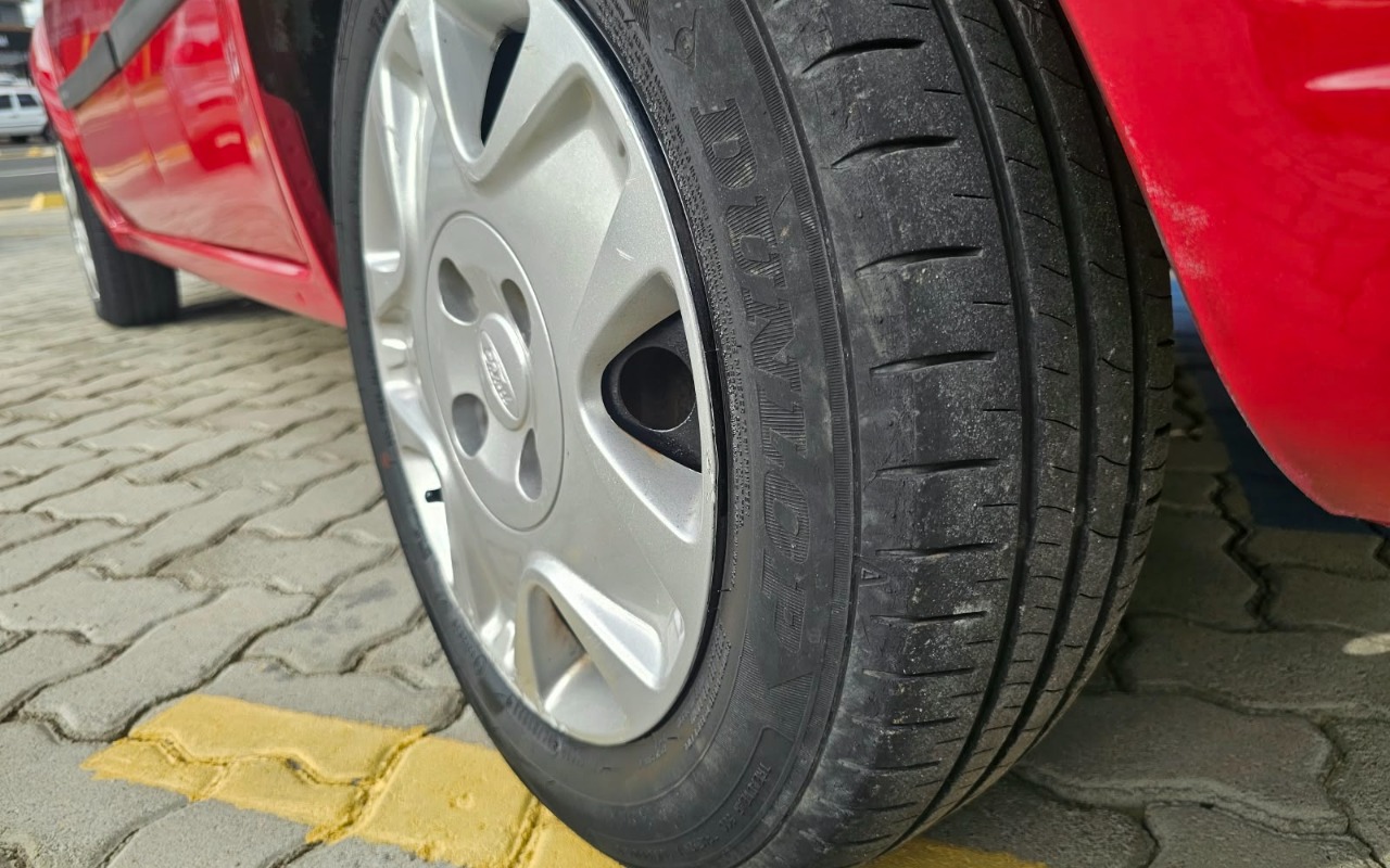 imagem-https://www.socarrao.com.br/sc-vehicle-images-prod/3647053/1788546982229-V2hhdHNBcHAgSW1hZ2UgMjAyNi0wOS0wMyBhdCAxMS41OC4xOSAoMSkuanBlZw.jpeg