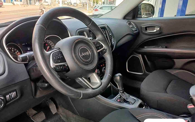 imagem-https://www.socarrao.com.br/sc-vehicle-images-prod/3647103/1789161805039-c5d99f95-a86c-4d89-8ff8-53442605f915.jpg