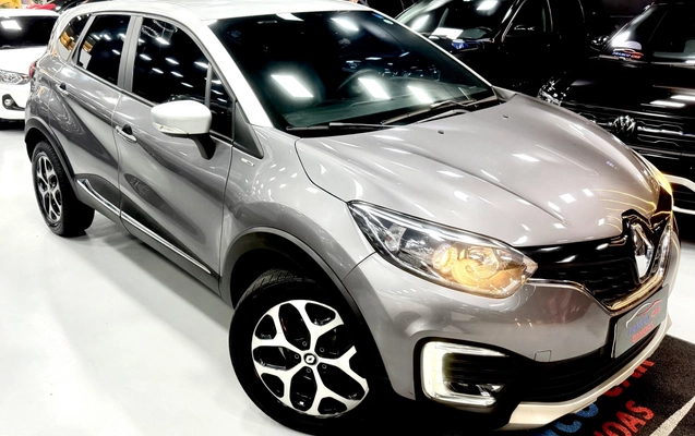 imagem-https://www.socarrao.com.br/sc-vehicle-images-prod/3647109/1788547083250-1_010740.jpg