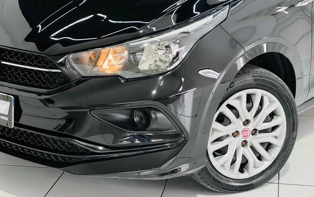 imagem-https://www.socarrao.com.br/sc-vehicle-images-prod/3647290/1789579789391-8451840_17_B_191b3e7be9.jpeg