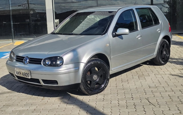 imagem-https://www.socarrao.com.br/sc-vehicle-images-prod/3647302/1788547802435-V2hhdHNBcHAgSW1hZ2UgMjAyNi0wOS0wMyBhdCAxMS4xOS4xNiAoMSkuanBlZw.jpeg