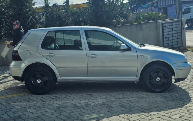 imagem-https://www.socarrao.com.br/sc-vehicle-images-prod/3647302/1788547803211-V2hhdHNBcHAgSW1hZ2UgMjAyNi0wOS0wMyBhdCAxMS4xOS4xNyAoMikuanBlZw.jpeg