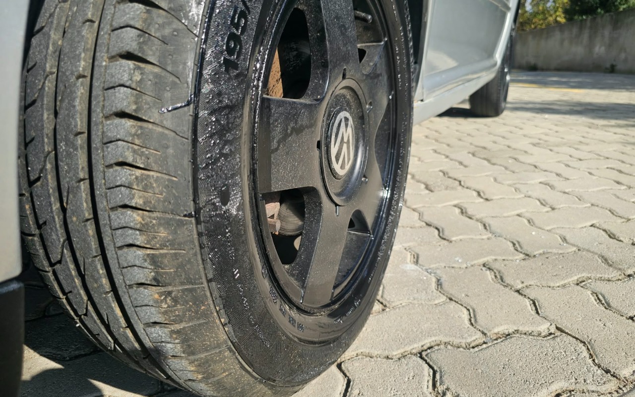 imagem-https://www.socarrao.com.br/sc-vehicle-images-prod/3647302/1788547803772-V2hhdHNBcHAgSW1hZ2UgMjAyNi0wOS0wMyBhdCAxMS4xOS4xOS5qcGVn.jpeg