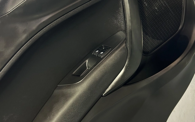 imagem-https://www.socarrao.com.br/sc-vehicle-images-prod/3647311/1788547891896-gb-05e6330.jpeg
