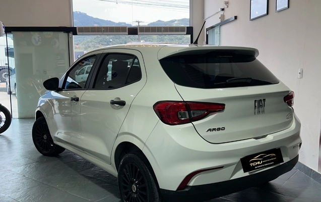 imagem-https://www.socarrao.com.br/sc-vehicle-images-prod/3647311/1788547891898-gb-721dde3.jpeg