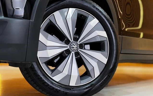 imagem-https://www.socarrao.com.br/sc-vehicle-images-prod/3647312/1789140273331-8451905_3_B_32f50310f0.jpeg