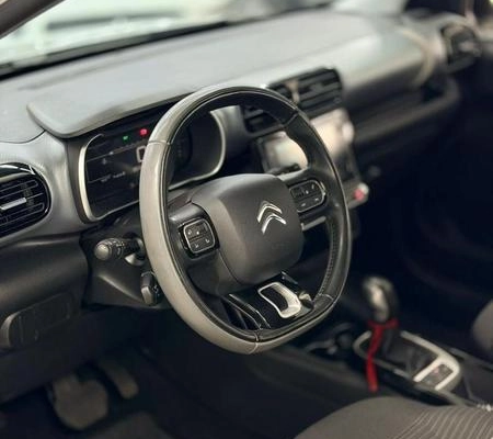 imagem-https://www.socarrao.com.br/sc-vehicle-images-prod/3647345/1788548095706-8451765_7_B_3f7172190f.jpeg