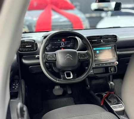 imagem-https://www.socarrao.com.br/sc-vehicle-images-prod/3647345/1788548095709-8451765_8_B_afbb8aa133.jpeg