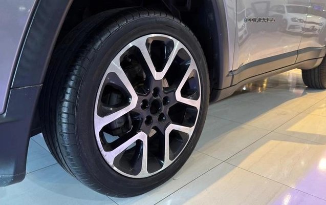 imagem-https://www.socarrao.com.br/sc-vehicle-images-prod/3647483/1789494067770-8445680_3_B_3c16fcf491.jpeg