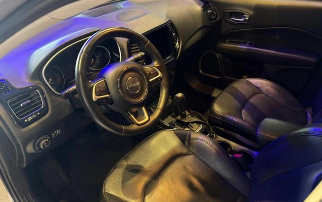 imagem-https://www.socarrao.com.br/sc-vehicle-images-prod/3647483/1789494067770-8445680_4_B_40b36c0a3c.jpeg