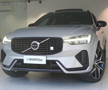 Volvo XC60 2023 Prata — foto 1 de 3