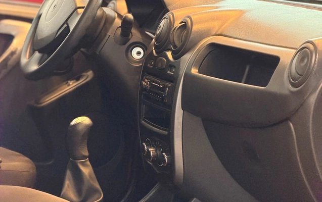 imagem-https://www.socarrao.com.br/sc-vehicle-images-prod/3647633/1788548740892-V2hhdHNBcHAgSW1hZ2UgMjAyNi0wOC0xNyBhdCAxNS4zNS40OSAoMSkuanBlZw.jpeg
