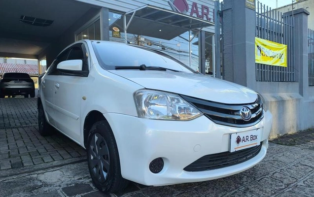 imagem-https://www.socarrao.com.br/sc-vehicle-images-prod/3647641/1788550102935-8451860_0_B_e8b1d68461.jpeg