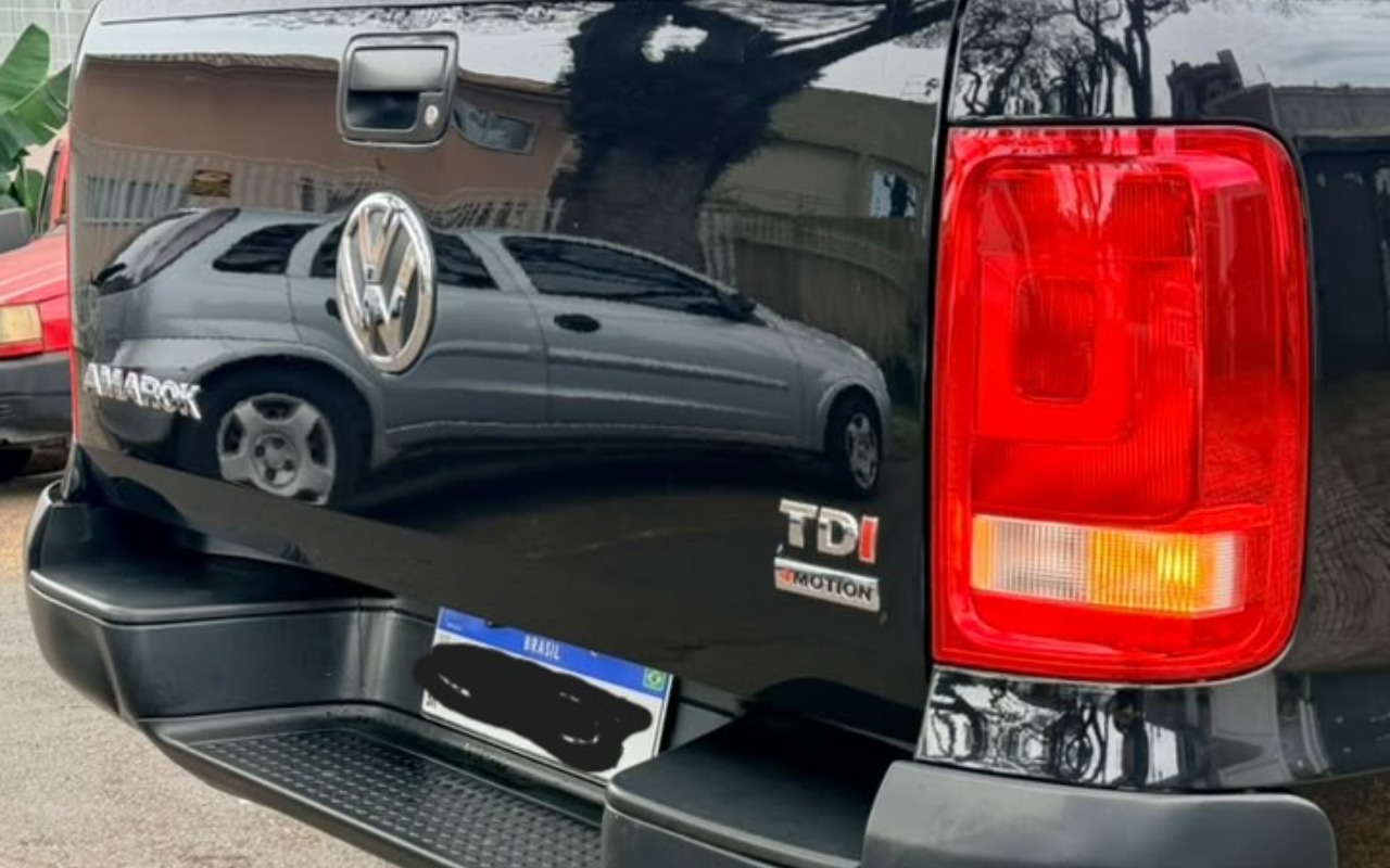 imagem-https://www.socarrao.com.br/sc-vehicle-images-prod/3647648/1790882263782-VGFtcGEgVHJhc2VpcmEgMDYuanBn.jpg