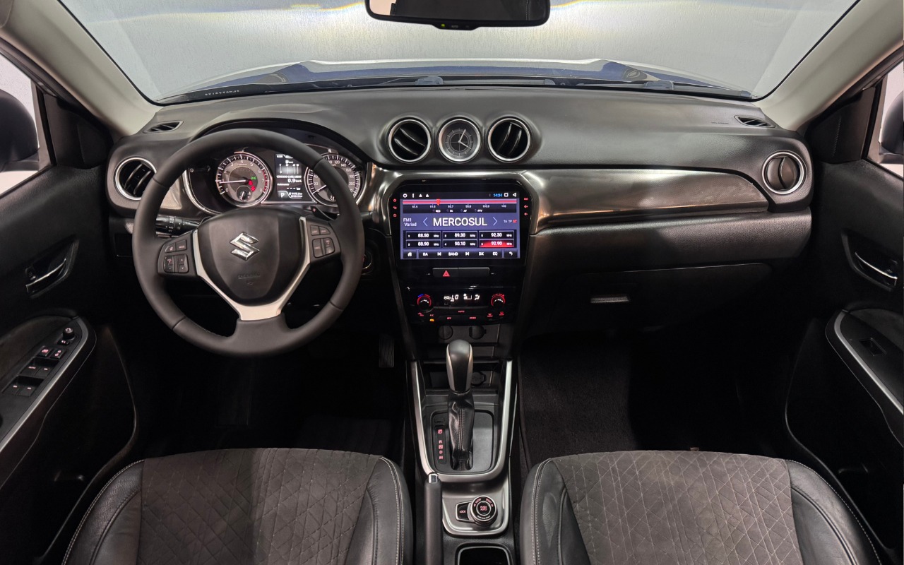 imagem-https://www.socarrao.com.br/sc-vehicle-images-prod/3647649/1788548896106-U1VaVUtJIFZJVEFSQSA0U1RZTEUgU0U0IC0gMjAyMCAtIENJTlpBIC0gQkRGNEo4NSAoMTYpLnBuZw.png