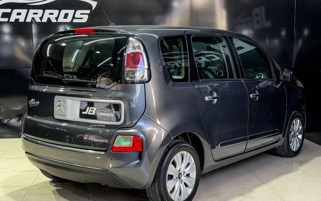 imagem-https://www.socarrao.com.br/sc-vehicle-images-prod/3647654/1788549009682-e8c36dacb2a44580950a686ff109ca78_1788458535737.jpg