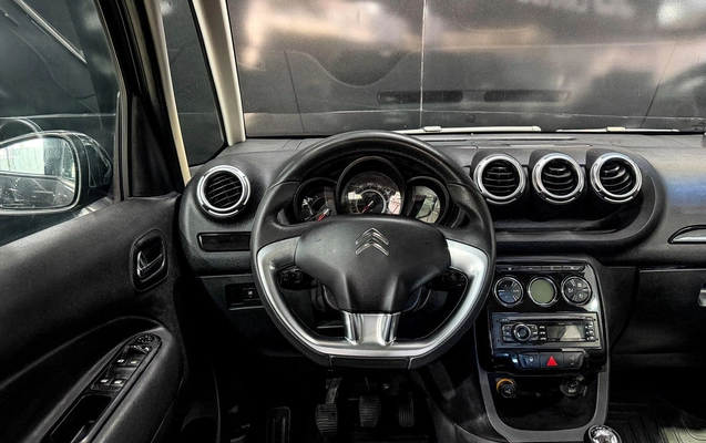 imagem-https://www.socarrao.com.br/sc-vehicle-images-prod/3647654/1788549009686-44d52a7579ed48d28257816cd4c3631c_1788458535757.jpg