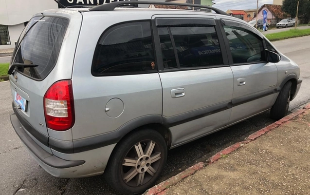 imagem-https://www.socarrao.com.br/sc-vehicle-images-prod/3647657/1789562397234-69veXqRmMV0JKCcl4voH5K05Yen2pKGP.jpg