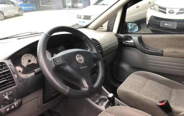 imagem-https://www.socarrao.com.br/sc-vehicle-images-prod/3647657/1789562397242-zQ80B5U6226hxxDLLP4MKPXPRi0NDZTt.jpg