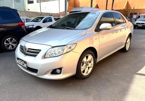 Toyota Corolla 2010 Prata — foto 1 de 3