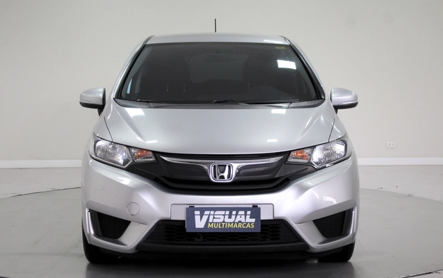 imagem-https://www.socarrao.com.br/sc-vehicle-images-prod/3647743/1788549446061-1_041437.jpg