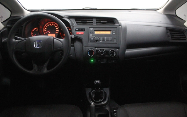 imagem-https://www.socarrao.com.br/sc-vehicle-images-prod/3647743/1788549446069-7_041437.jpg