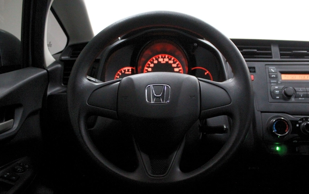 imagem-https://www.socarrao.com.br/sc-vehicle-images-prod/3647743/1788549446071-8_041438.jpg