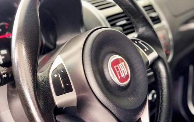 imagem-https://www.socarrao.com.br/sc-vehicle-images-prod/3647749/1788549465418-MTEuanBn.jpg