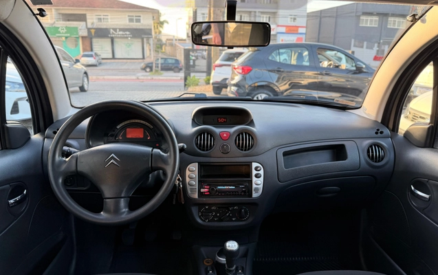 imagem-https://www.socarrao.com.br/sc-vehicle-images-prod/3647820/1788549585253-003_757a63f7c36a88168905ee132b02b337.jpeg