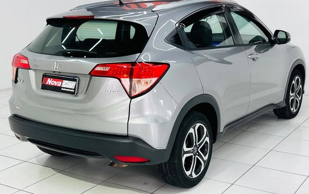 imagem-https://www.socarrao.com.br/sc-vehicle-images-prod/3648030/1789579913667-8452212_7_B_050c46756b.jpeg