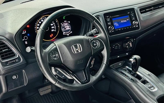 imagem-https://www.socarrao.com.br/sc-vehicle-images-prod/3648030/1789579913669-8452212_8_B_6f51ba85e0.jpeg