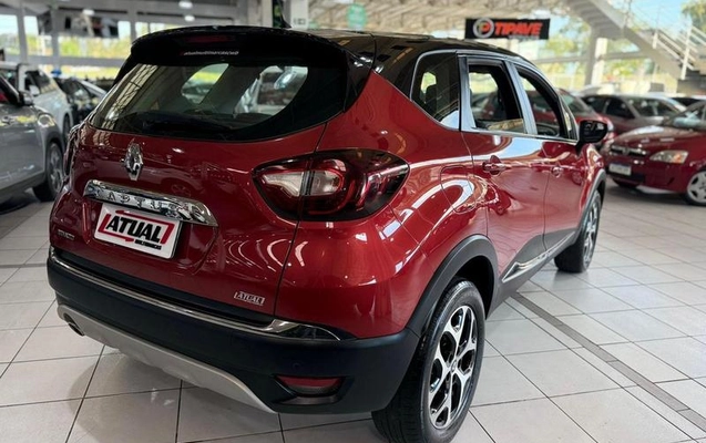 imagem-https://www.socarrao.com.br/sc-vehicle-images-prod/3648103/1789148461052-8436933_8_B_dd53266341.jpeg