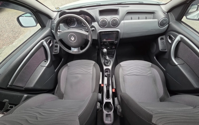 imagem-https://www.socarrao.com.br/sc-vehicle-images-prod/3648112/1788550359950-JEy5VyKGqmMpMrUvjaRpMd9jXgalqp1D.jpg