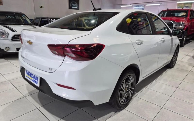 imagem-https://www.socarrao.com.br/sc-vehicle-images-prod/3648127/1789647713500-8414068_6_B_b3900e5e01.jpeg
