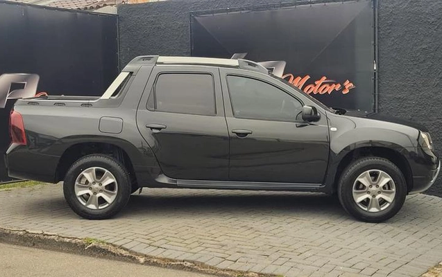 imagem-https://www.socarrao.com.br/sc-vehicle-images-prod/3648130/1788550529212-8239290_7_B_5f3aeaa7d2.jpeg