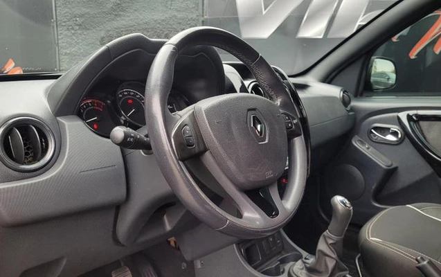 imagem-https://www.socarrao.com.br/sc-vehicle-images-prod/3648130/1788550529219-8239290_7_B_6bf6e122fd.jpeg