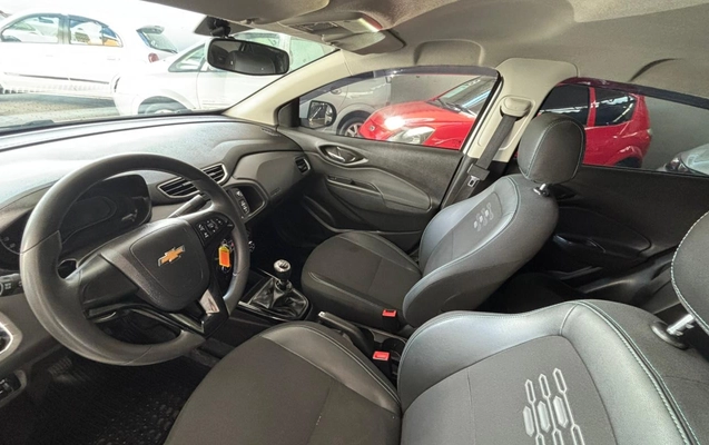 imagem-https://www.socarrao.com.br/sc-vehicle-images-prod/3648135/1788550592122-UFJJU01BIEJSQU5DTyA3LmpwZw.jpg